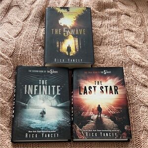 The 5th Wave Trilogy by Rick Yancey / Hardcover Books